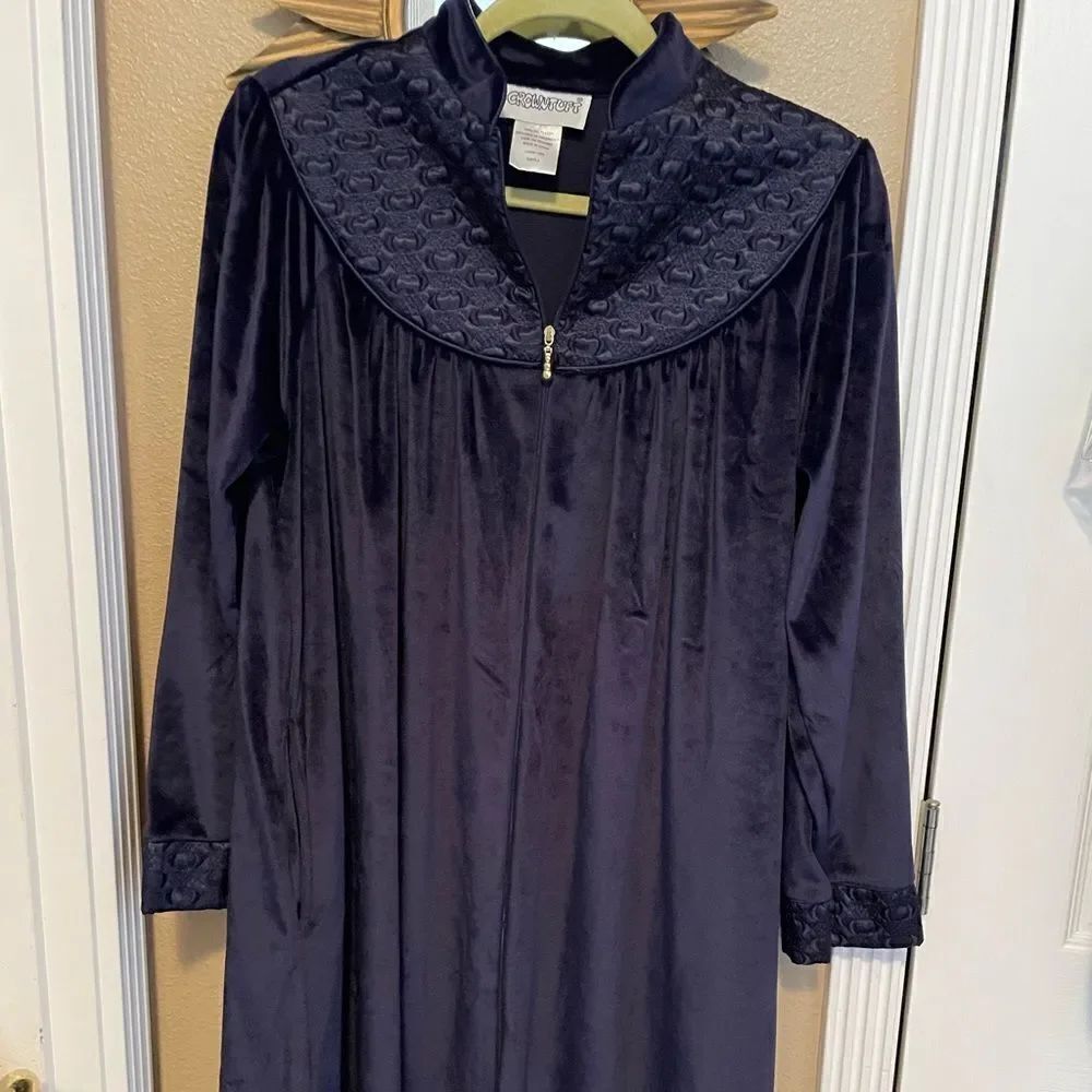 CROWNTUFT Velvet Dark Blue Women’s Vintage Substantial Robe S